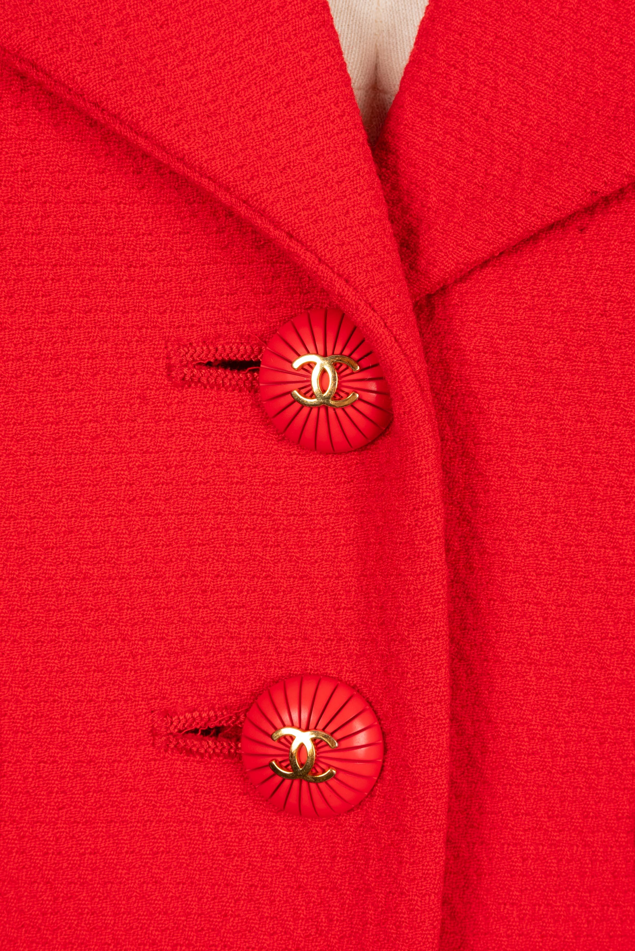 Women's or Men's Chanel red jacket Spring-Summer 1993