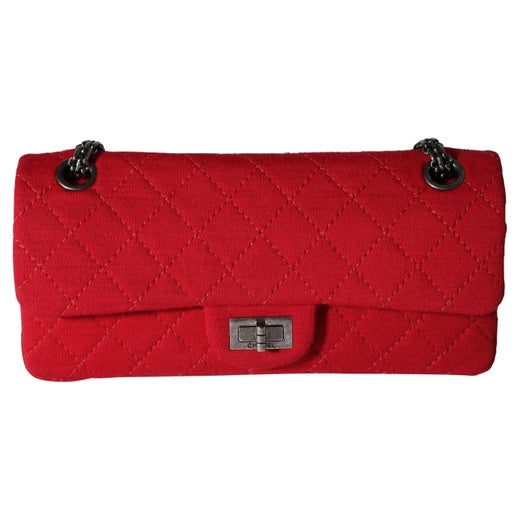 Chanel Red Camellia-Embossed Leather Wallet on Chain For Sale at 1stDibs
