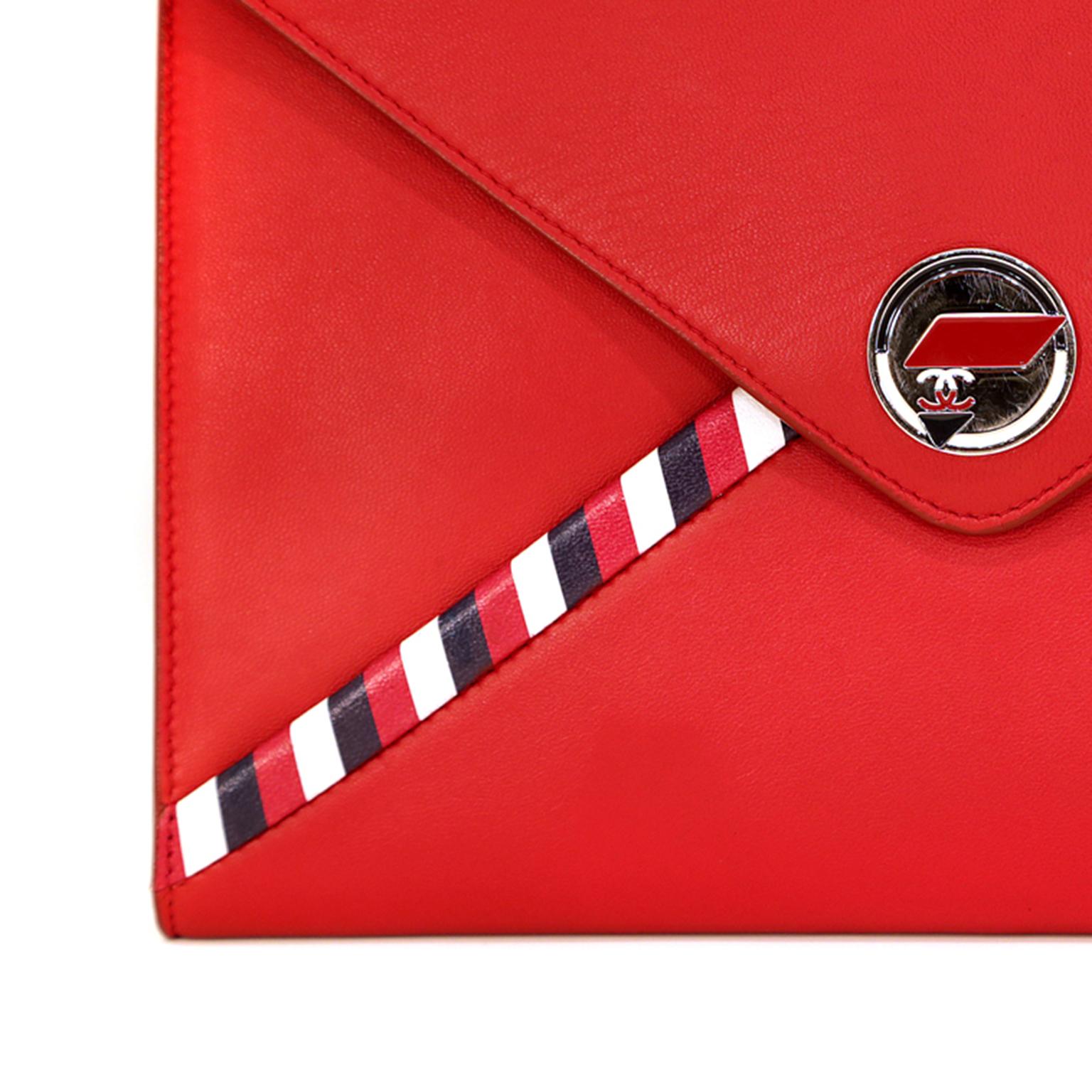 pochette chanel rossa