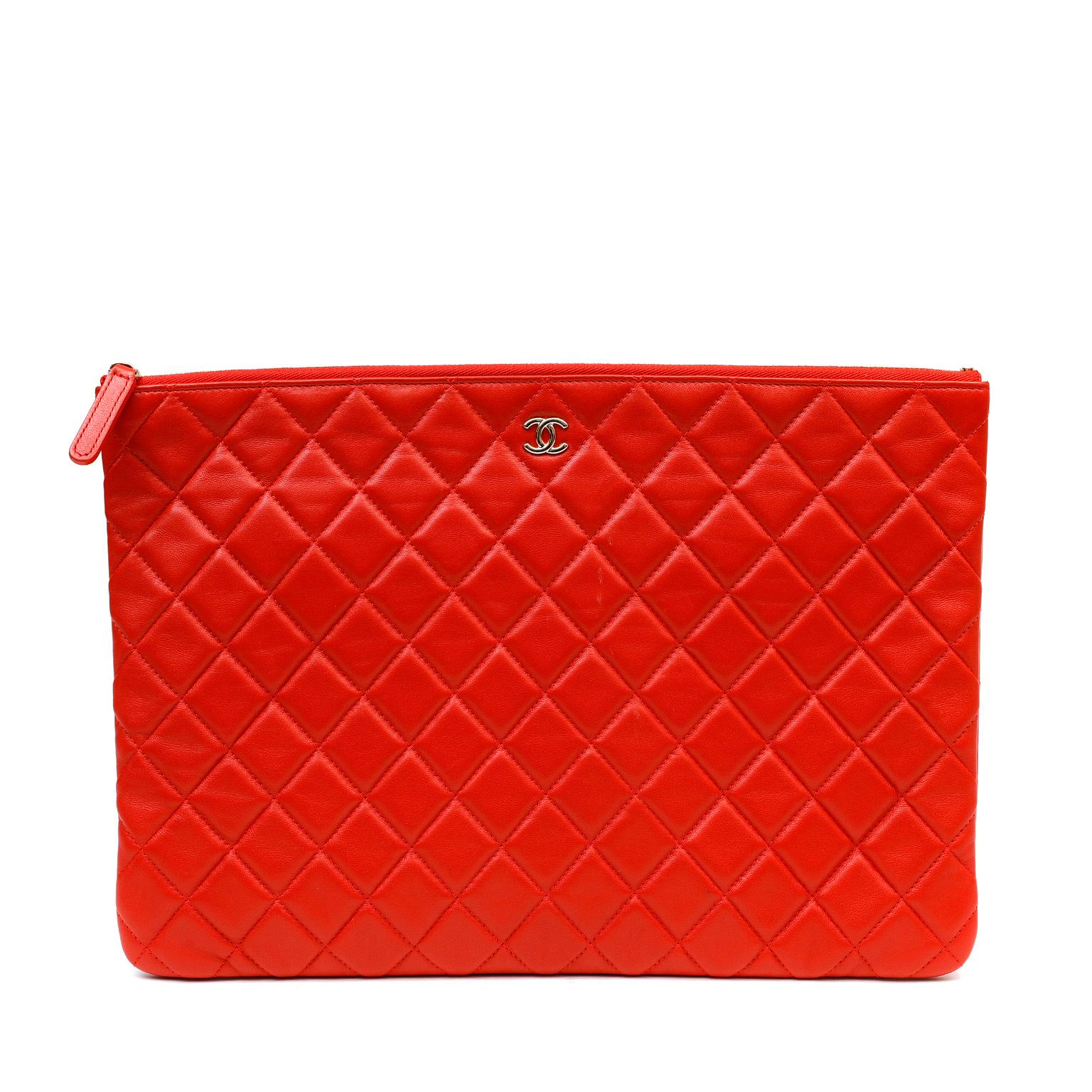  Chanel Red Lambskin Large Classic O Case For Sale 1