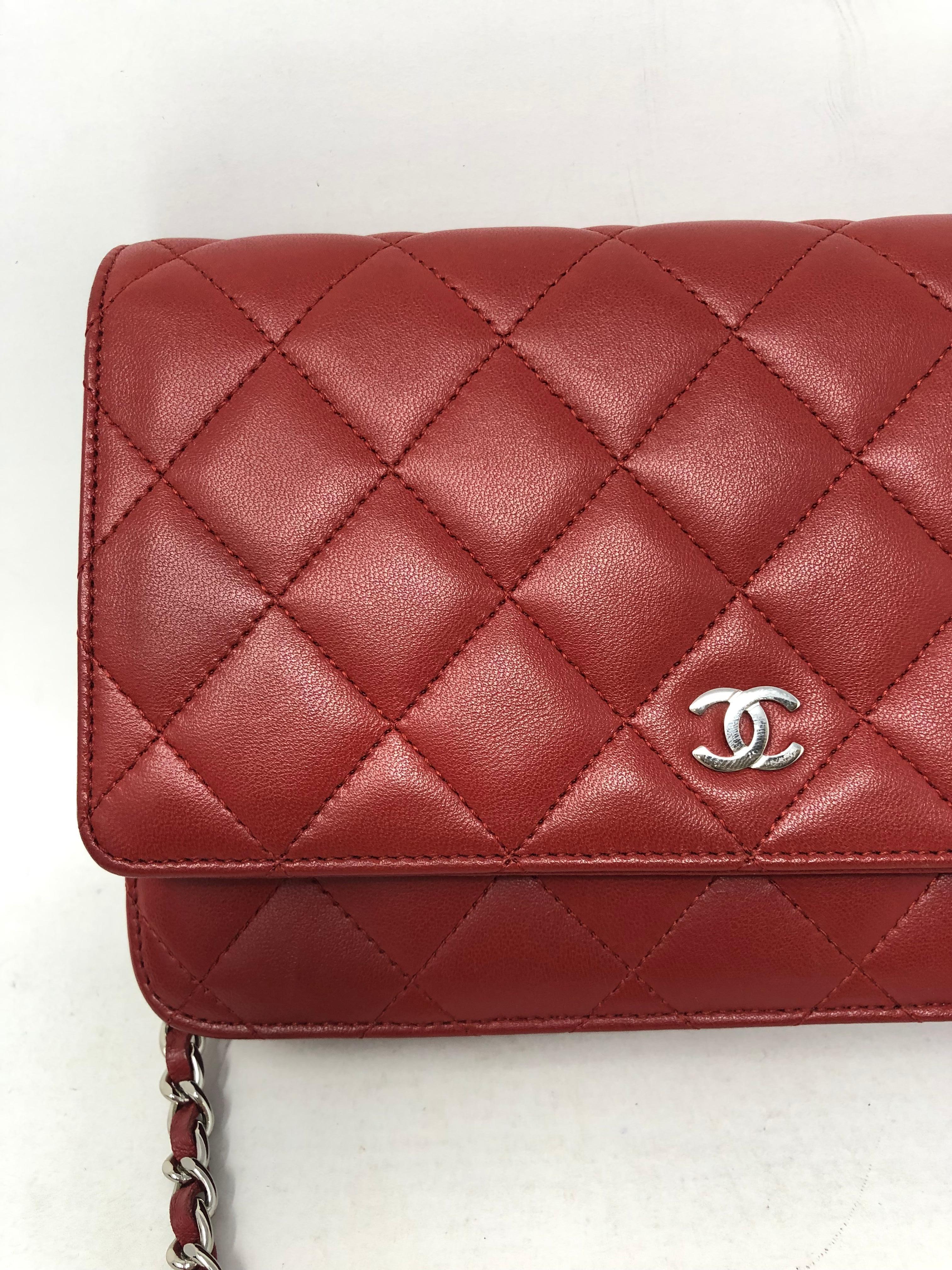 chanel red woc