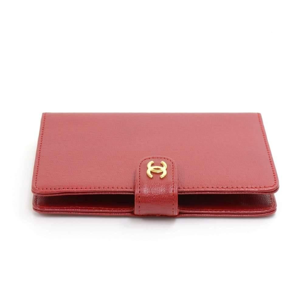 Women's Chanel Red Leather 6 Ring Gold-tone Agenda Cover 