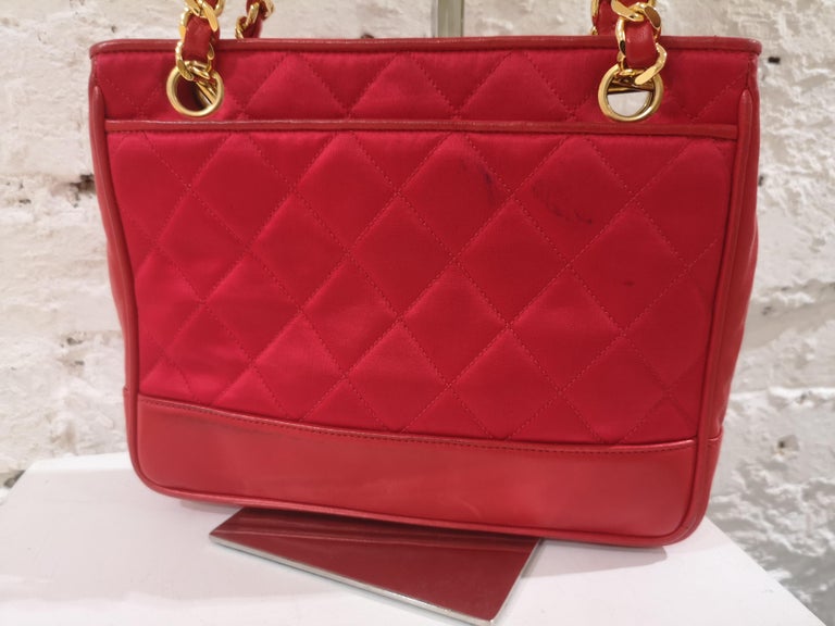 Chanel red leather and fabric shoulder bag For Sale at 1stDibs