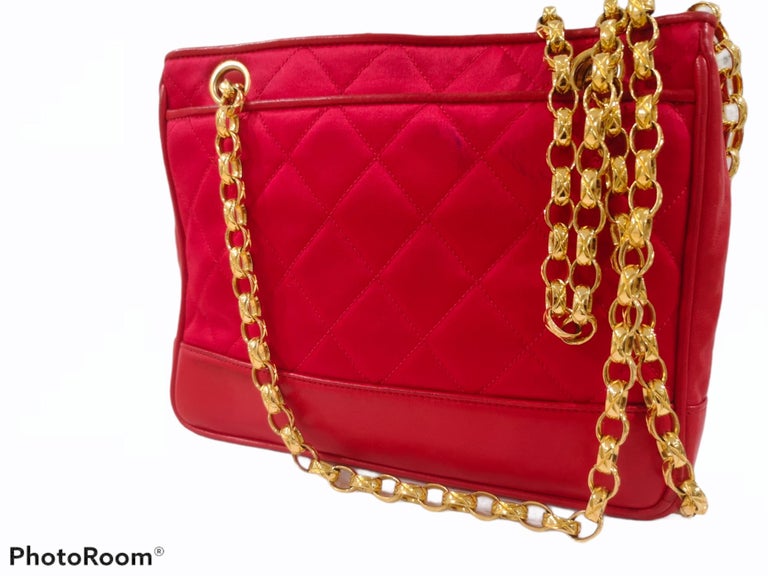 Chanel red leather and fabric shoulder bag For Sale at 1stDibs