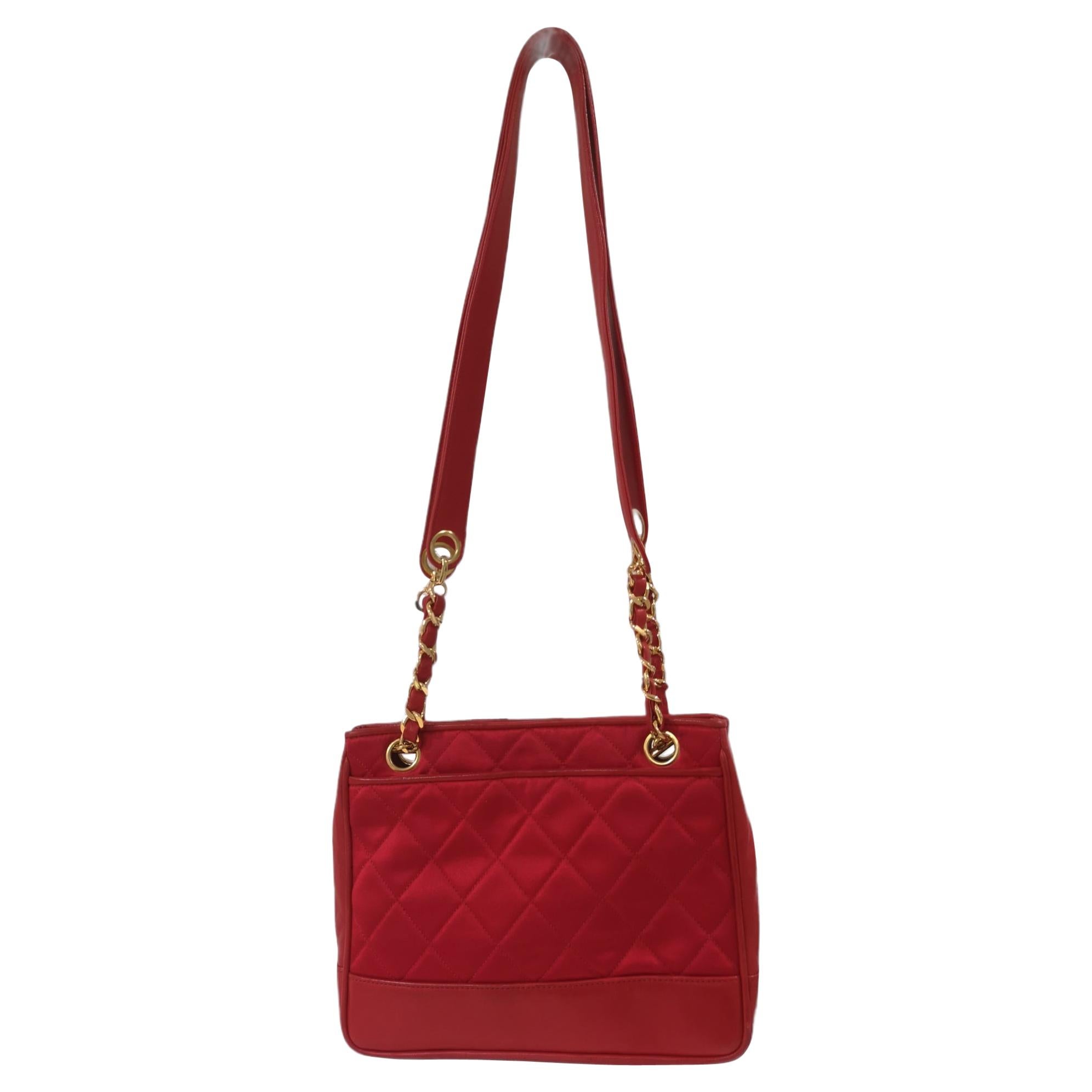 Chanel red leather and fabric shoulder bag