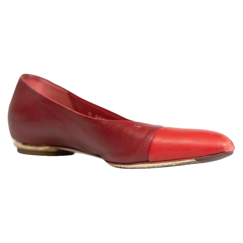 Chanel - Ballerines à bout ouvert en cuir rouge, taille IT 38