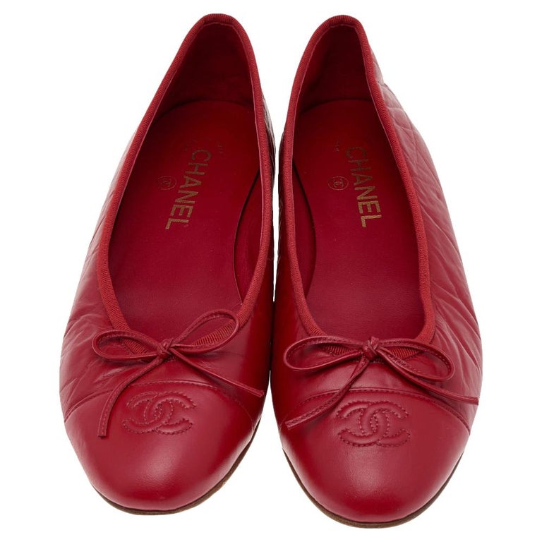 Chanel Red Leather CC Bow Ballet Flats Size 40.5 at 1stDibs  chanel ballet  flats 40.5, chanel ballet flats red, red flats with bow