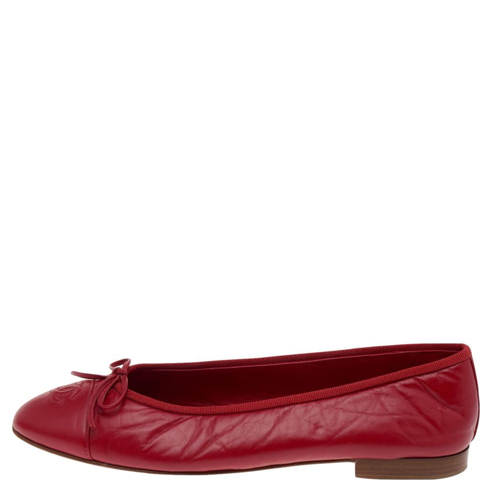 red chanel flats