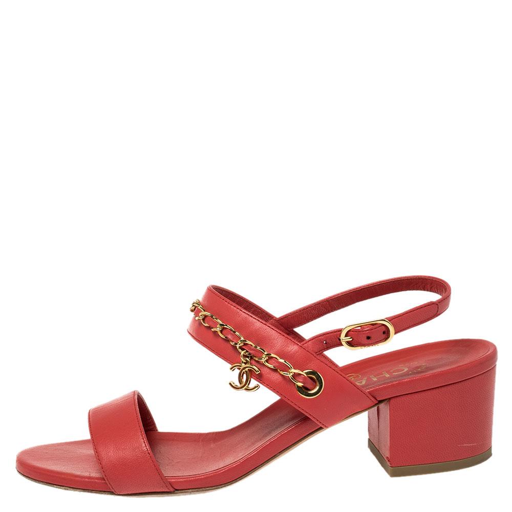 Chanel Red Leather Chain Link Open Toe Ankle Strap Sandals Size 37.5 In Good Condition In Dubai, Al Qouz 2