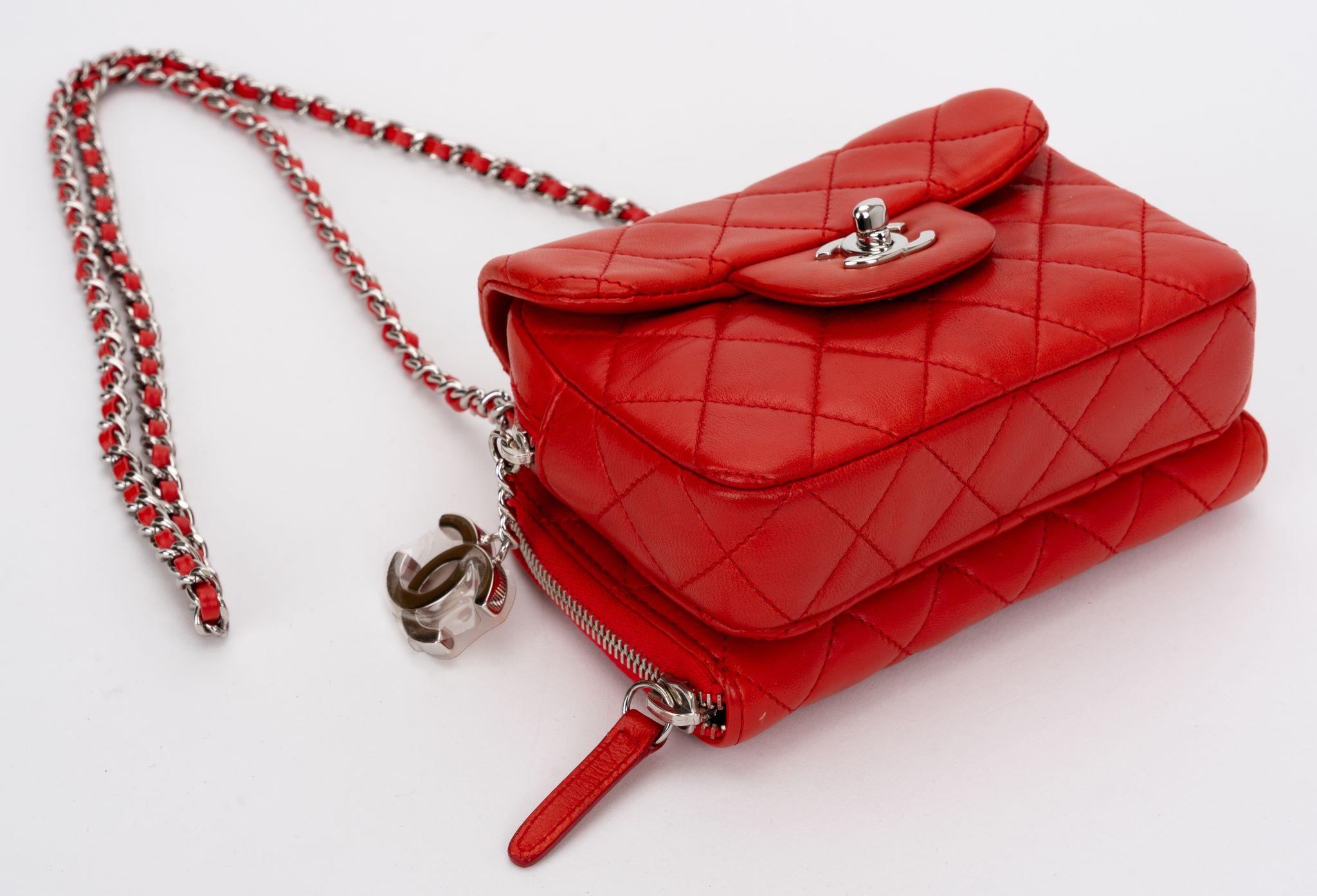 Chanel Red Leather Crossbody Flap Bag For Sale 1