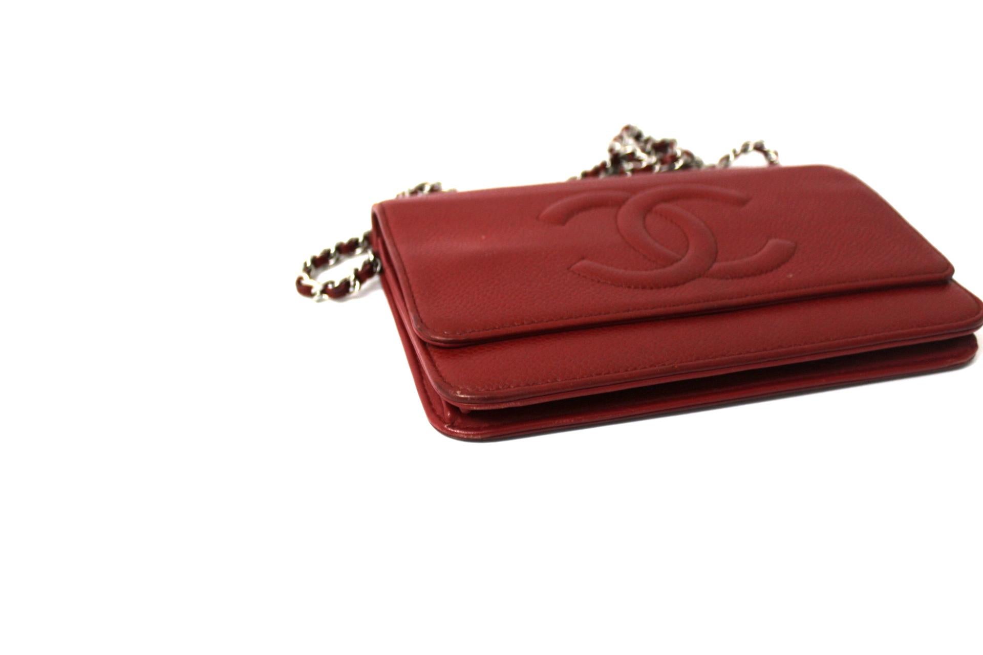 Chanel Red Leather Woc Bag In Good Condition In Torre Del Greco, IT