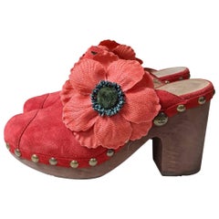 Chanel Red Linen 10P Runway  Flower Clog