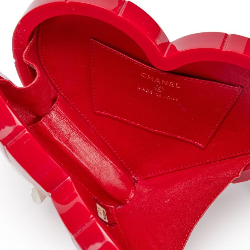CHANEL Red Lucite Gold Hardware Heart Clutch Evening Top Handle Bag In Good Condition In Chicago, IL