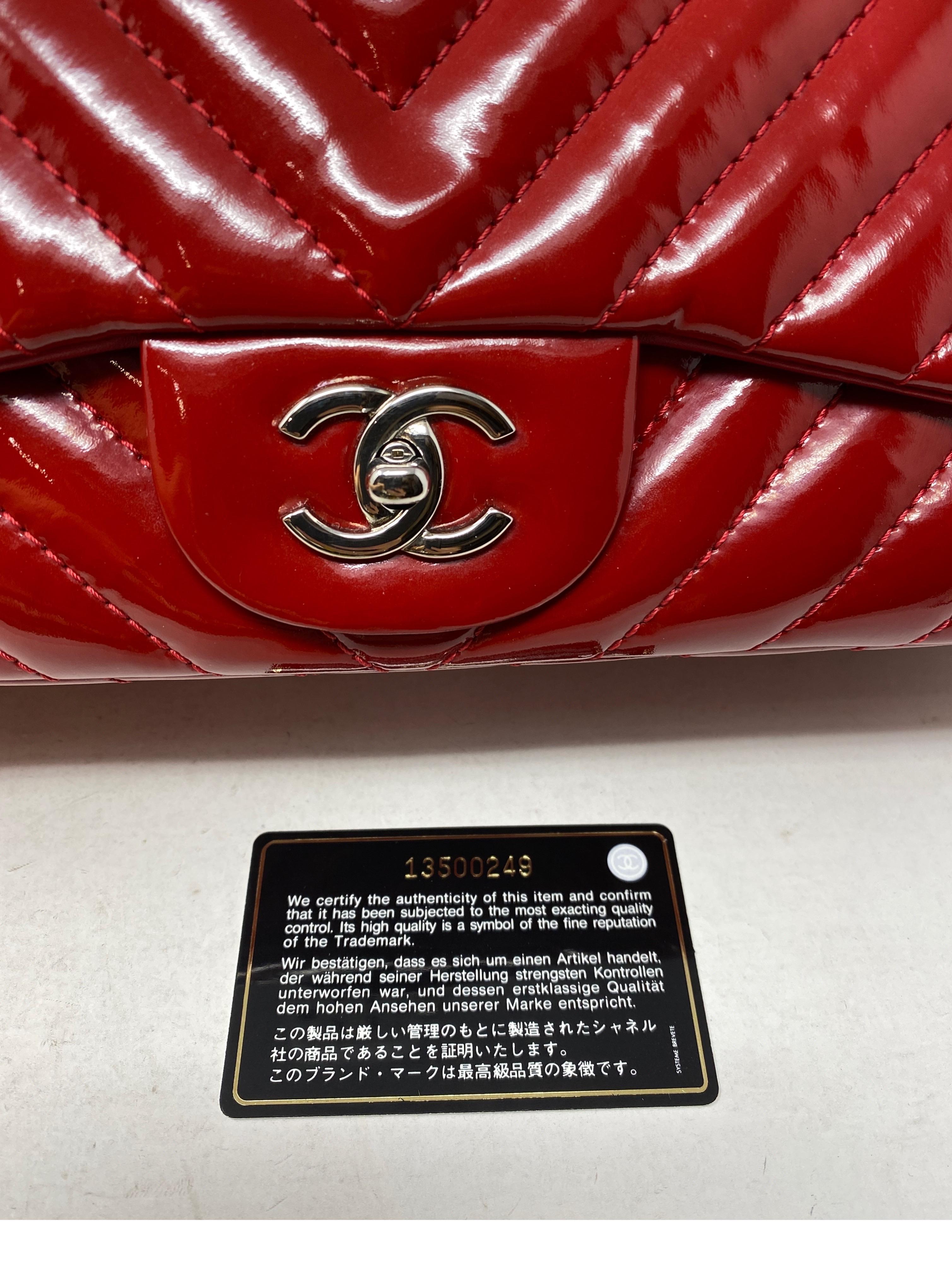 Chanel Rote Maxi-Chevron-Lackledertasche 9