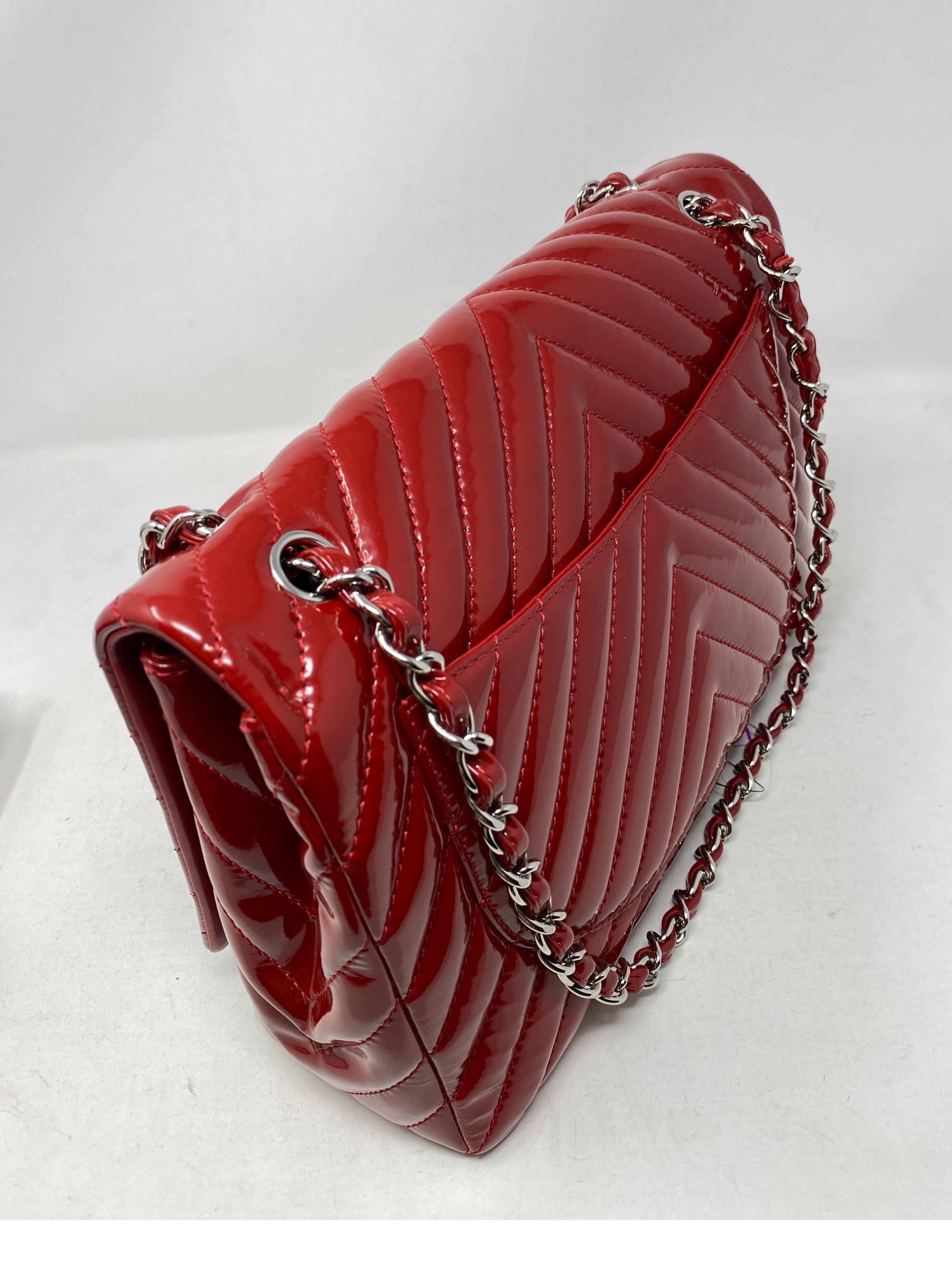 Chanel Rote Maxi-Chevron-Lackledertasche 14