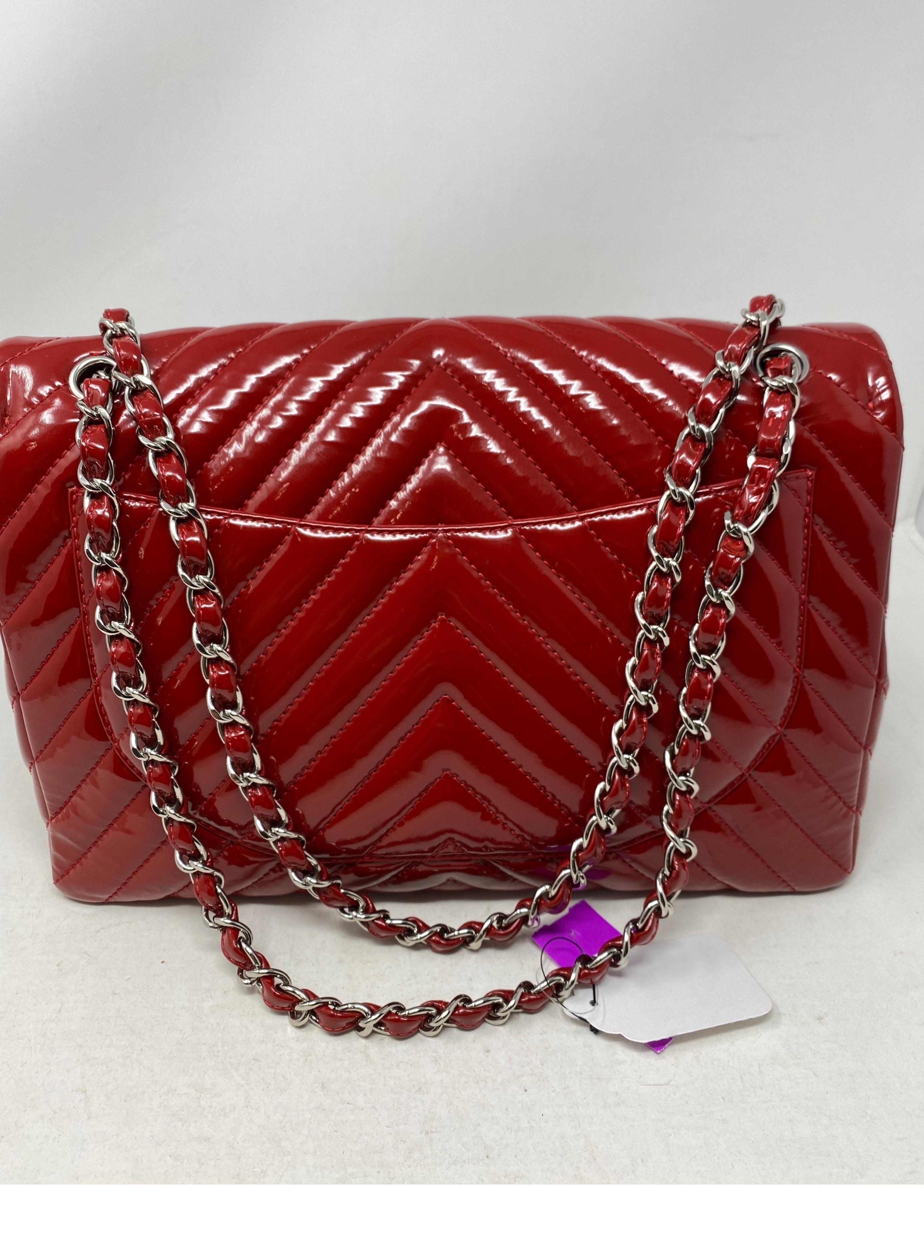 Chanel Rote Maxi-Chevron-Lackledertasche 1