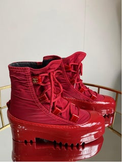 Chanel red nylon and patent leather sportive ankle boots.