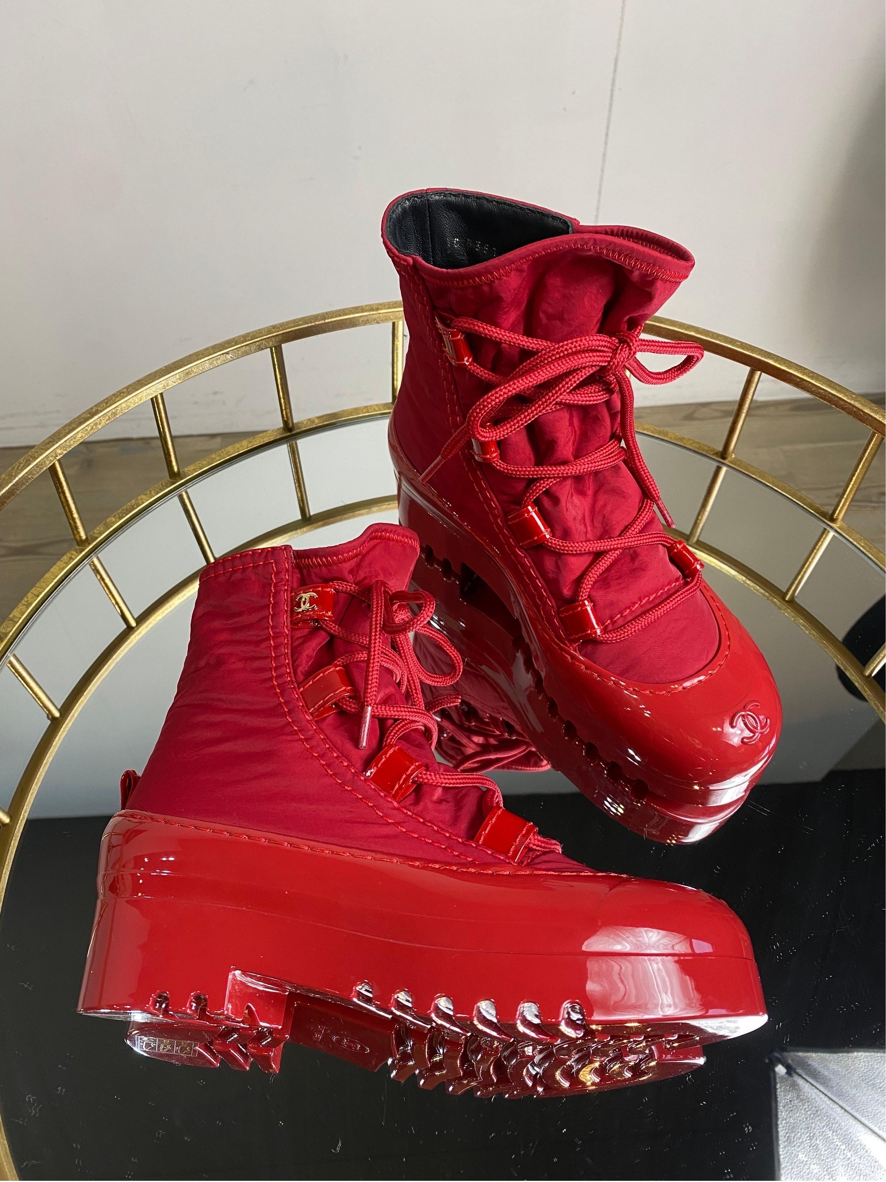Chanel red nylon and patent leather sportive ankle boots.
 For Sale 2
