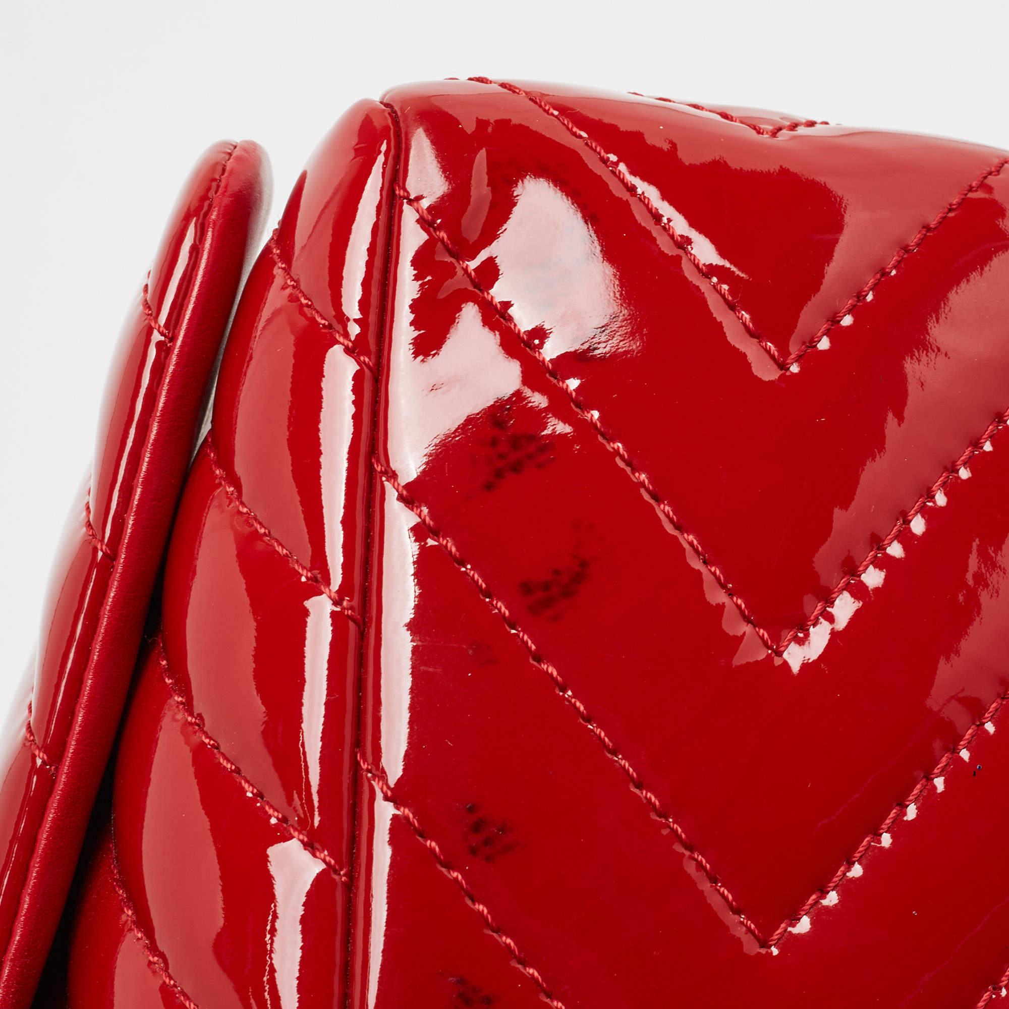 Chanel Red Patent Leather Chevron Jumbo Classic Flap Bag 10