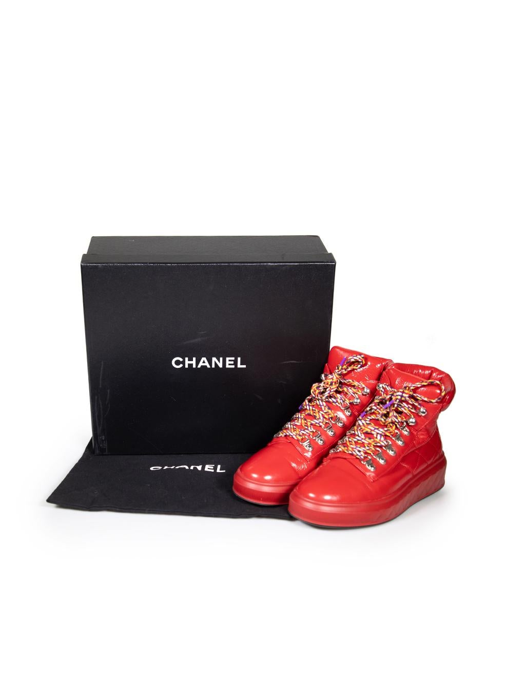 Chanel Red Patent Leather Padded Trainers Size IT 38.5 For Sale 2