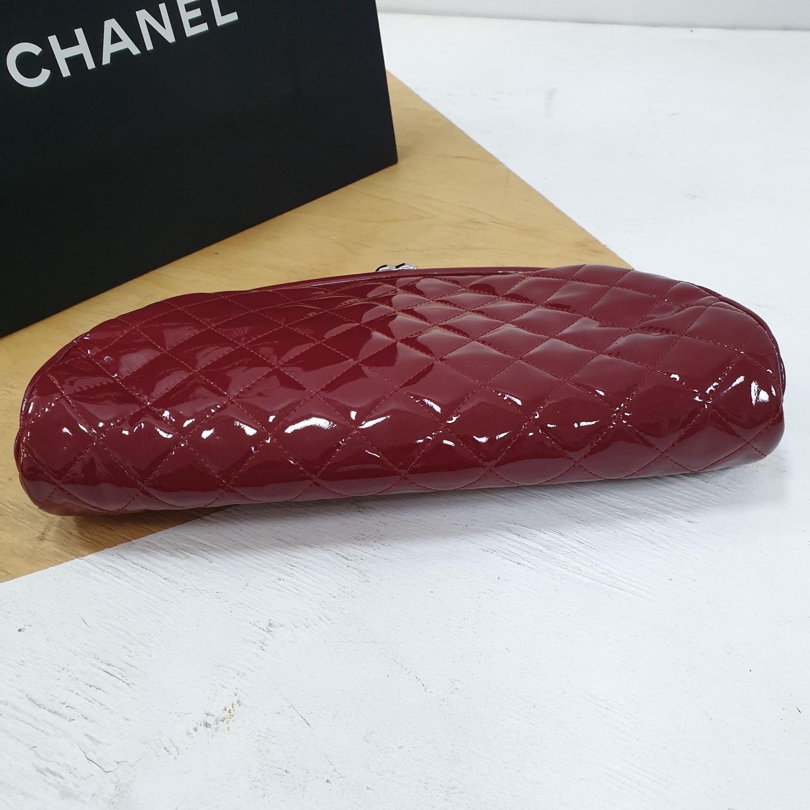 CHANEL Red Patent Leather Quilted  CC Closure Purse Clutch  3