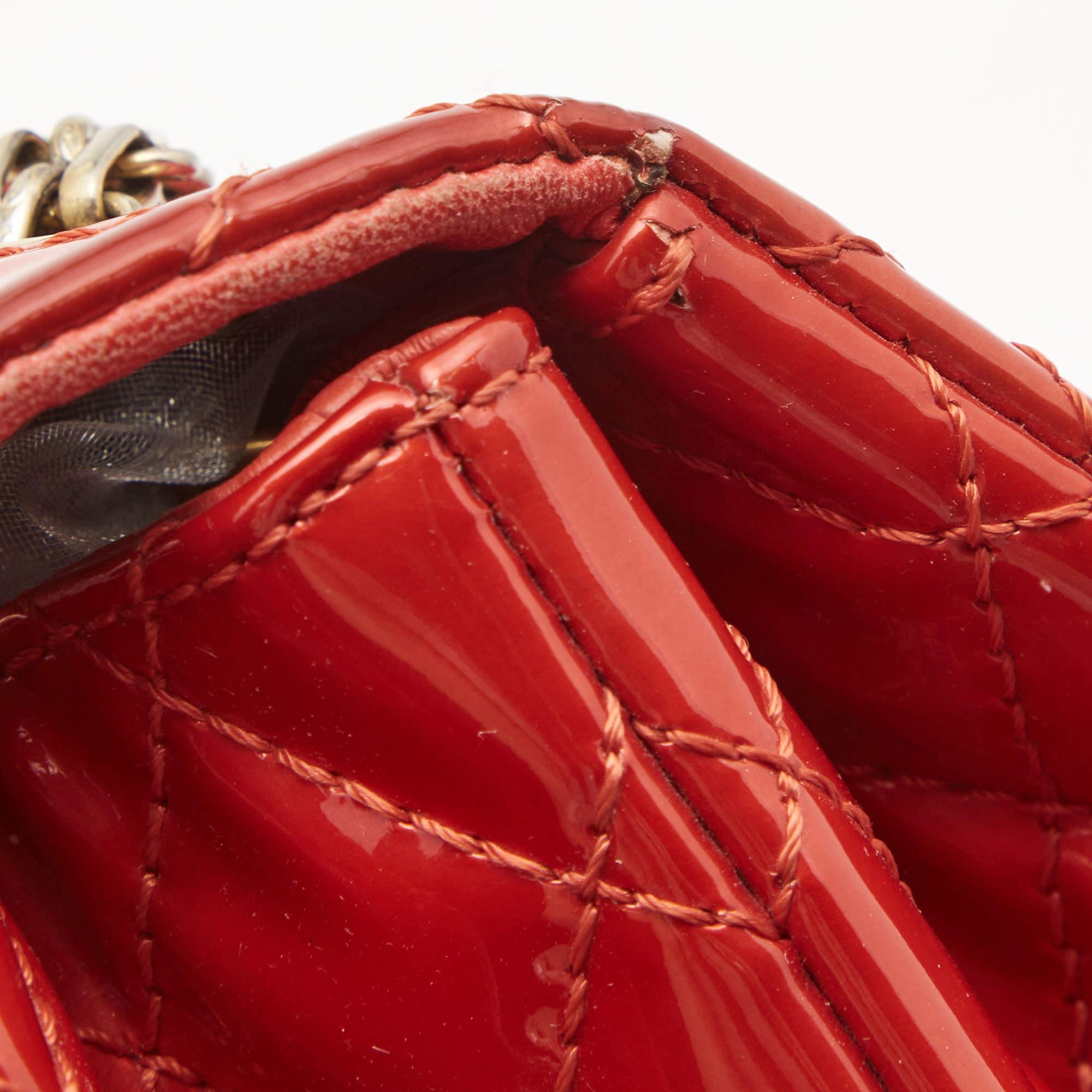 Chanel Reissue Rote Lackleder-Doppelfach-Klappentasche 8