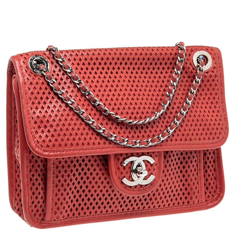 Chanel Red Perforated Leather French Riviera Shoulder Bag In Good Condition In Dubai, Al Qouz 2