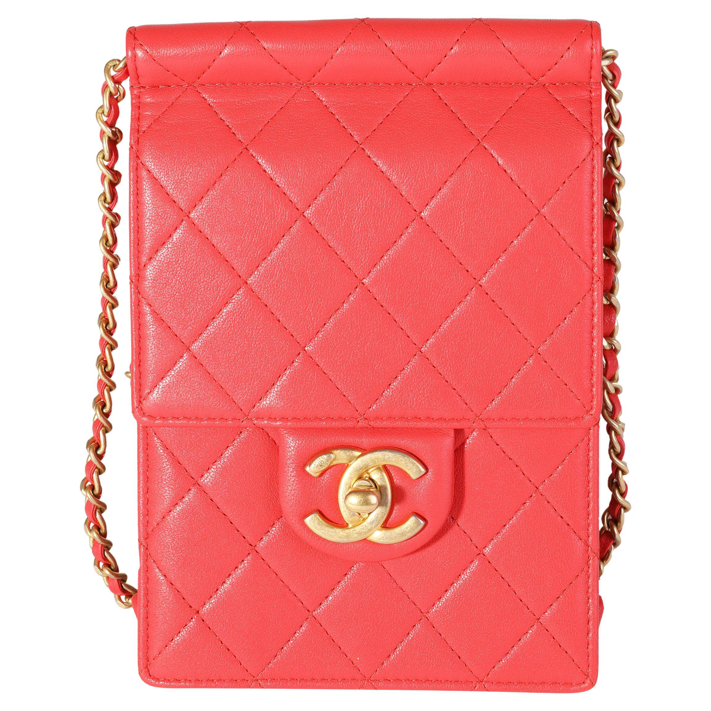 Chanel Pearl Strap Flap Card Holder with Chain Quilted Calfskin For Sale at  1stDibs