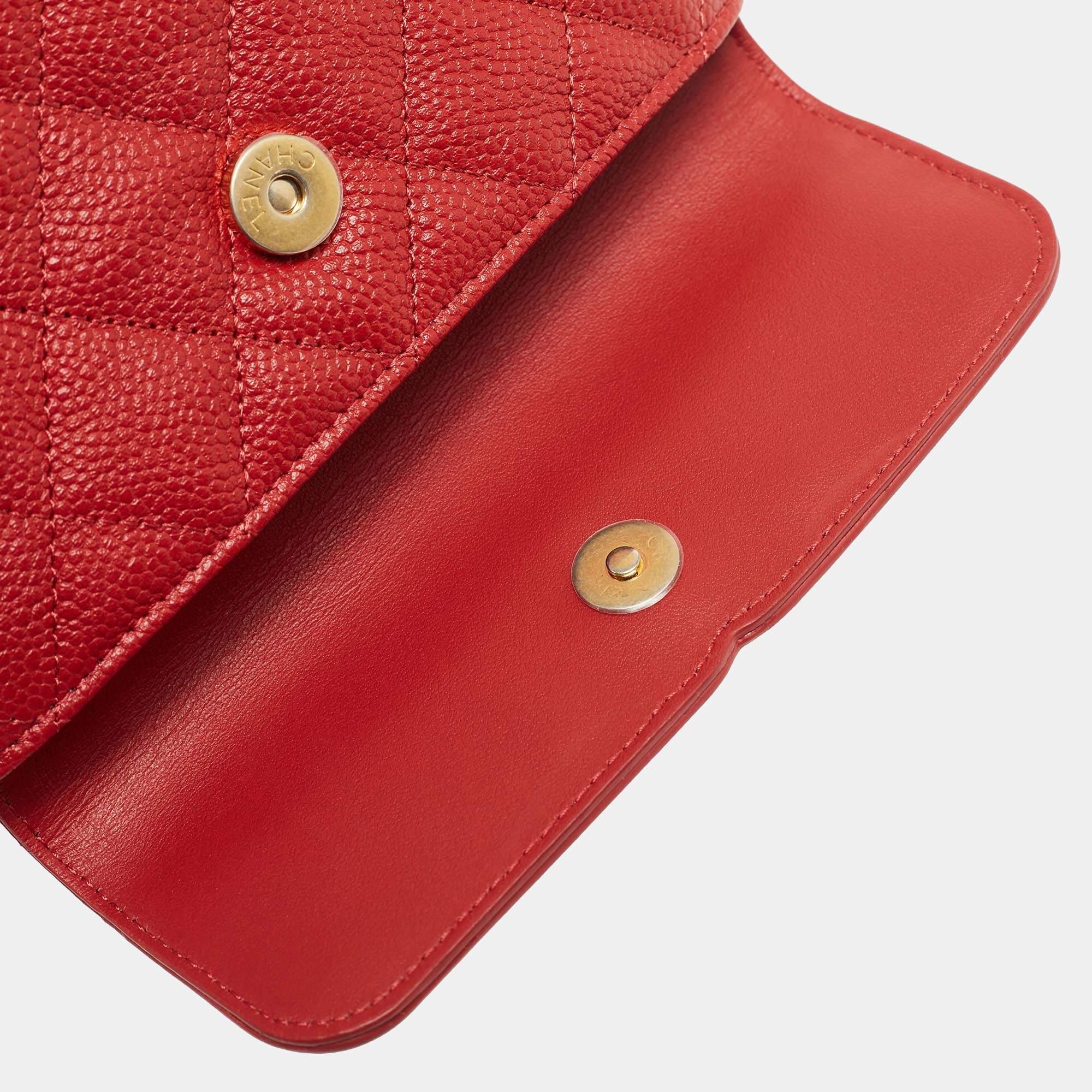Chanel Red Quilted Caviar Leather Filigree Wallet For Sale 7