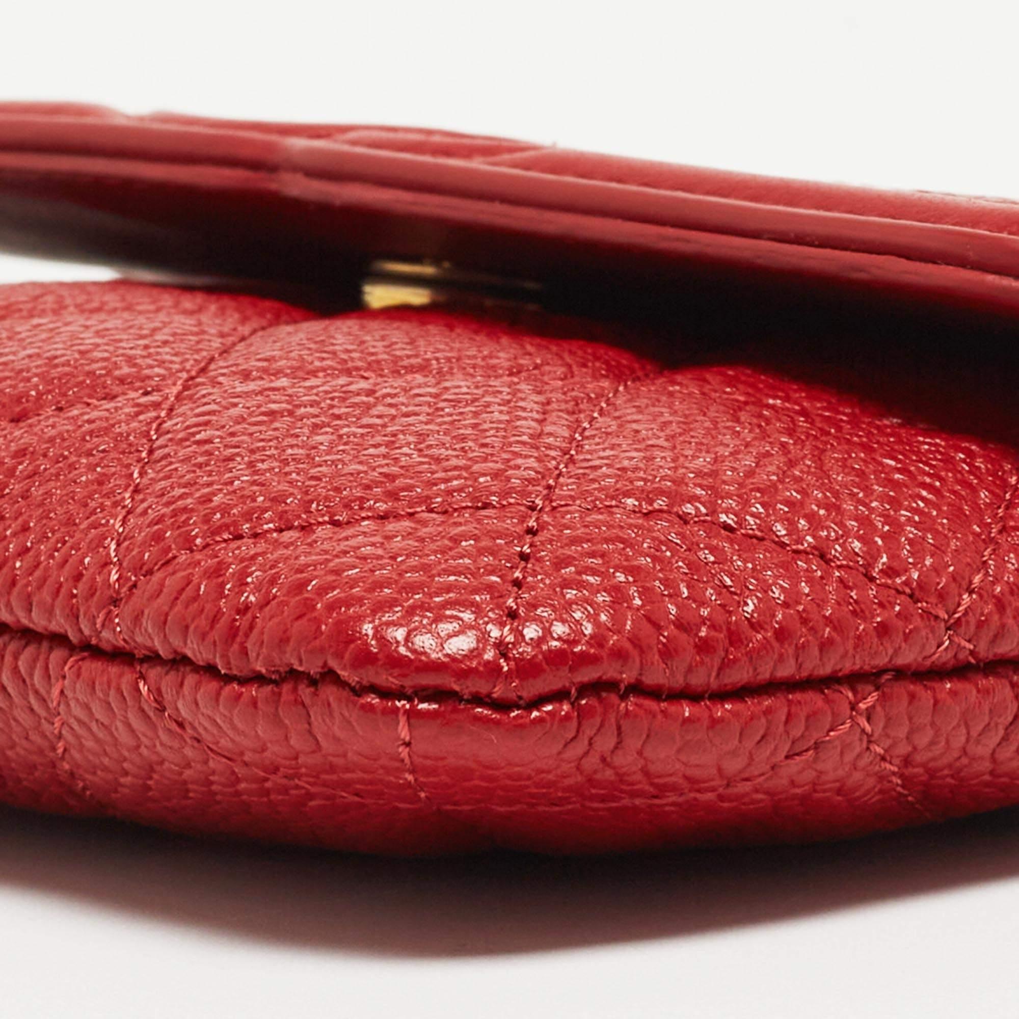 Chanel Red Quilted Caviar Leather Filigree Wallet For Sale 3