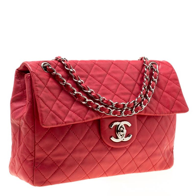 chanel maxi red caviar