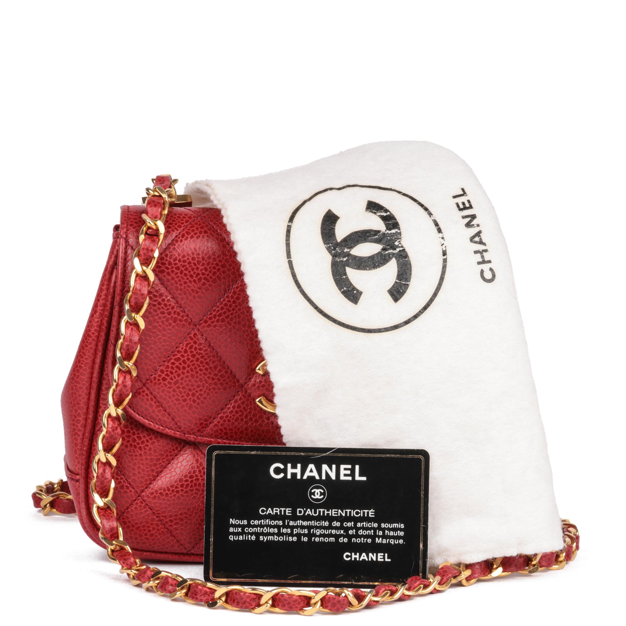 CHANEL Rote gesteppte Kaviarleder Vintage Mini-Klappentasche im Angebot 8