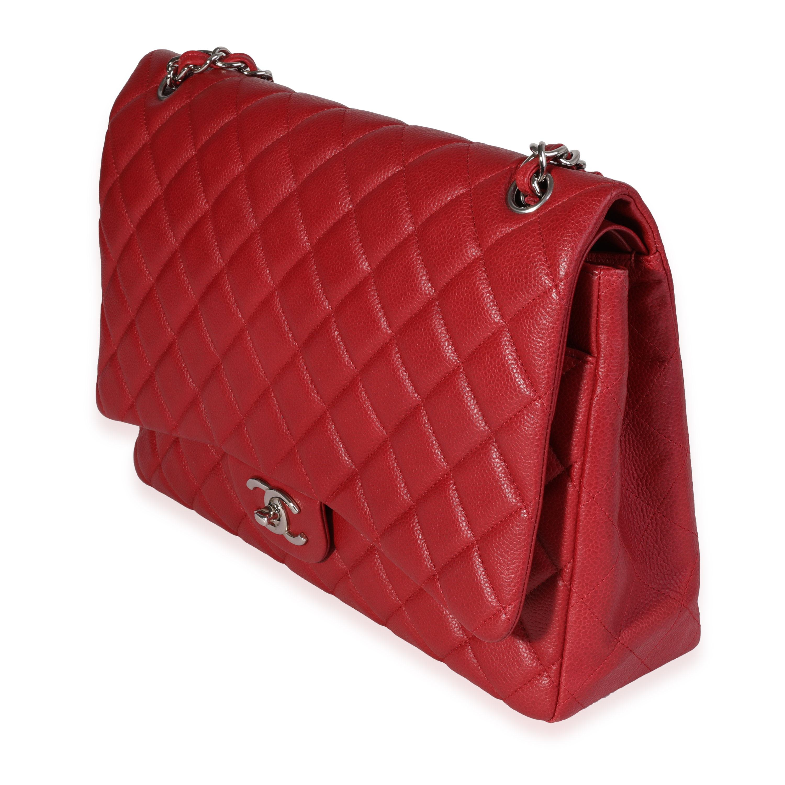 Chanel Red Quilted Caviar Maxi Classic Double Flap Bag In Excellent Condition For Sale In New York, NY