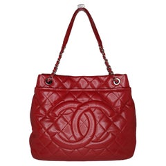 Chanel Rote gesteppte, zeitlose, weiche Shopper-Tasche in Kaviar von Chanel