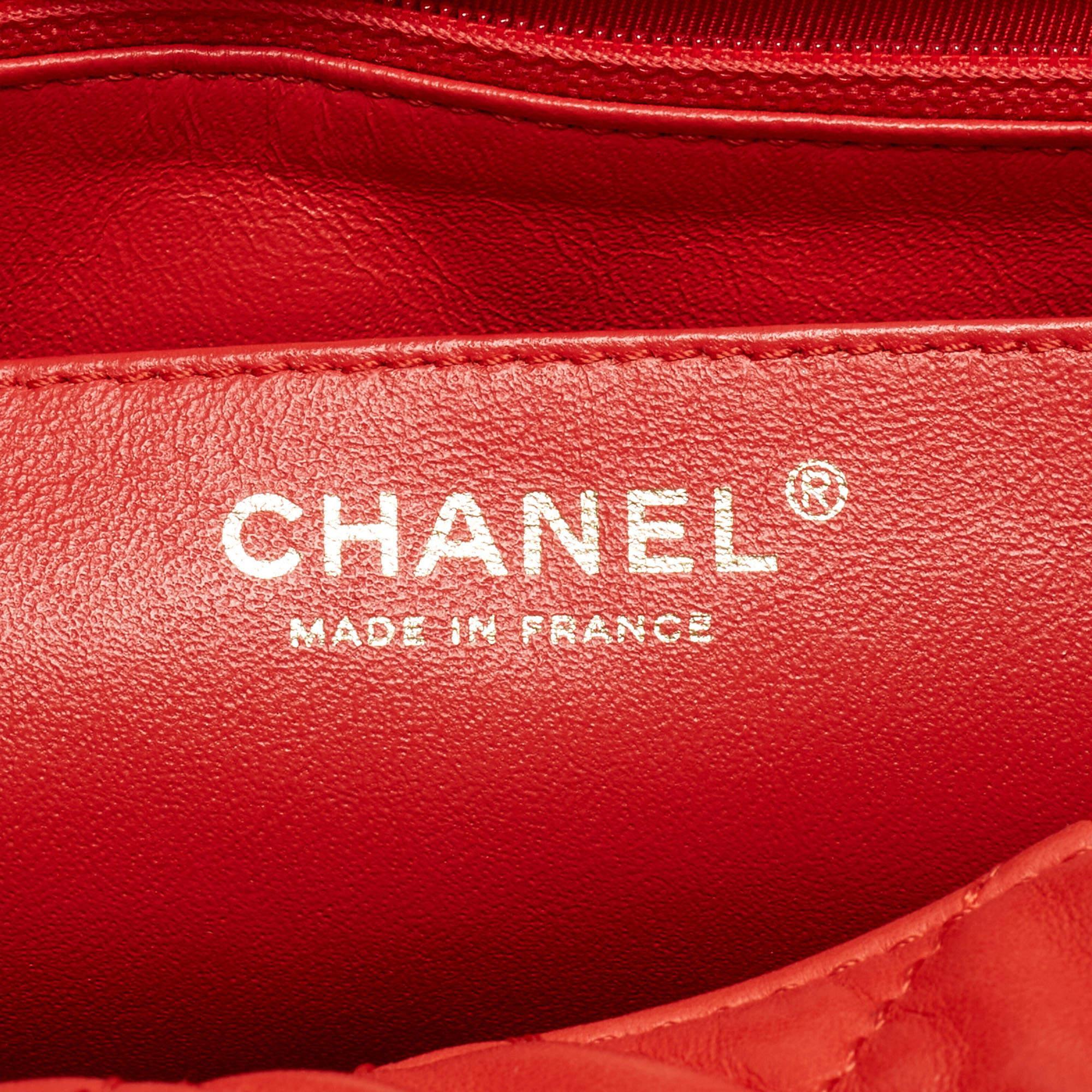 Chanel Red Quilted Lambskin Leather Jumbo Classic Single Flap Bag For Sale 6