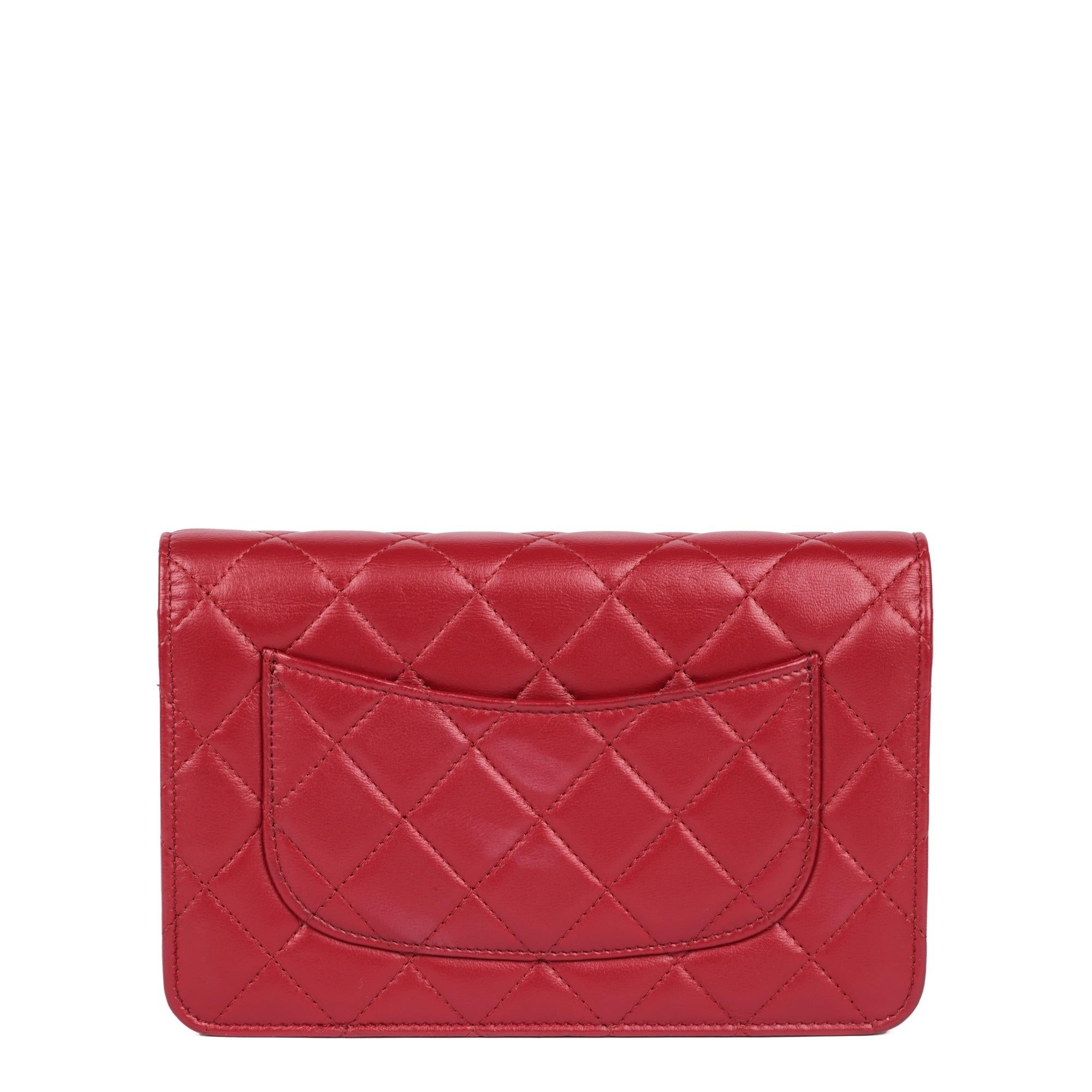 chanel red wallet on chain