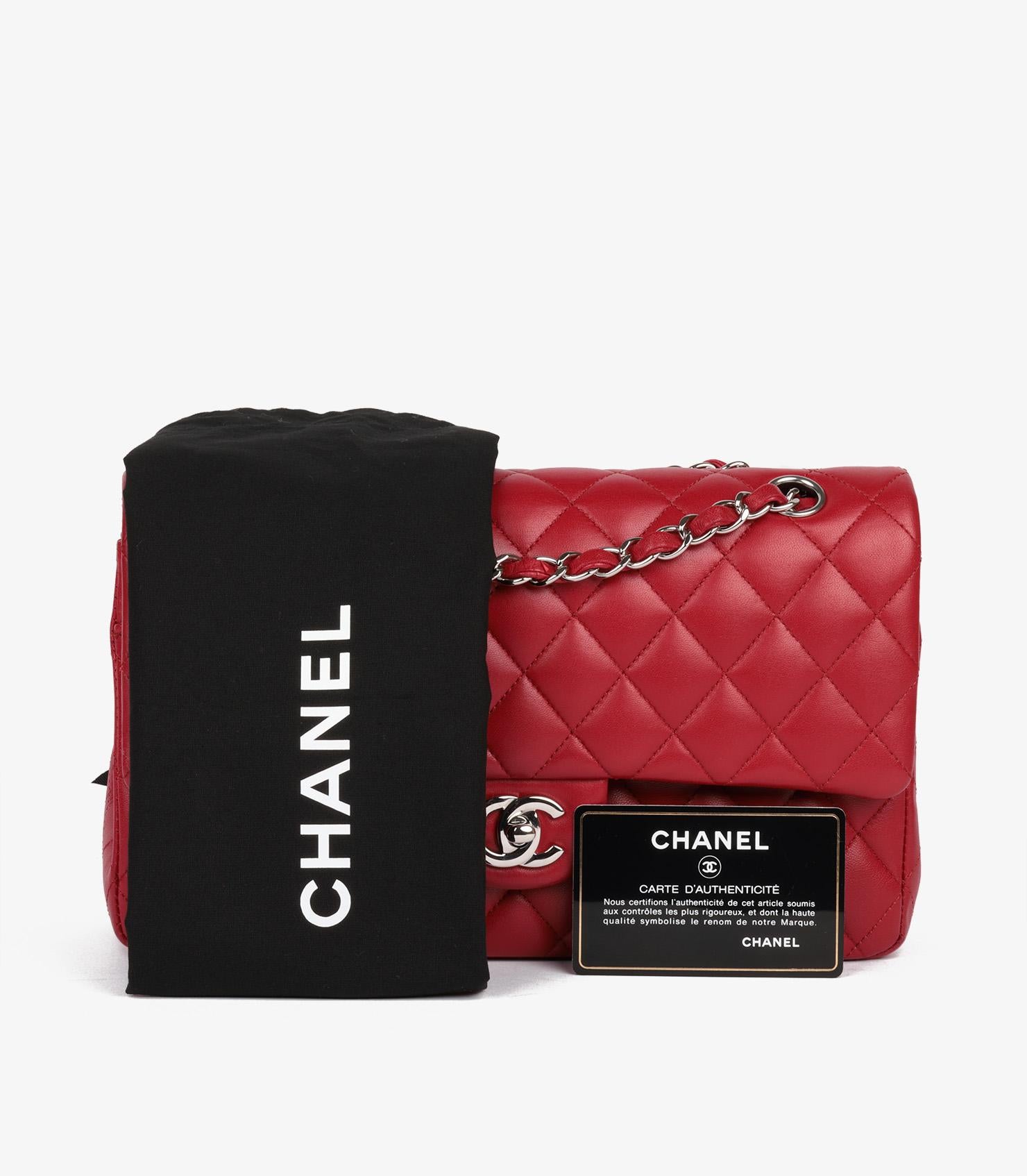 Chanel - Sac classique à double rabat moyen en cuir d'agneau matelassé rouge en vente 7
