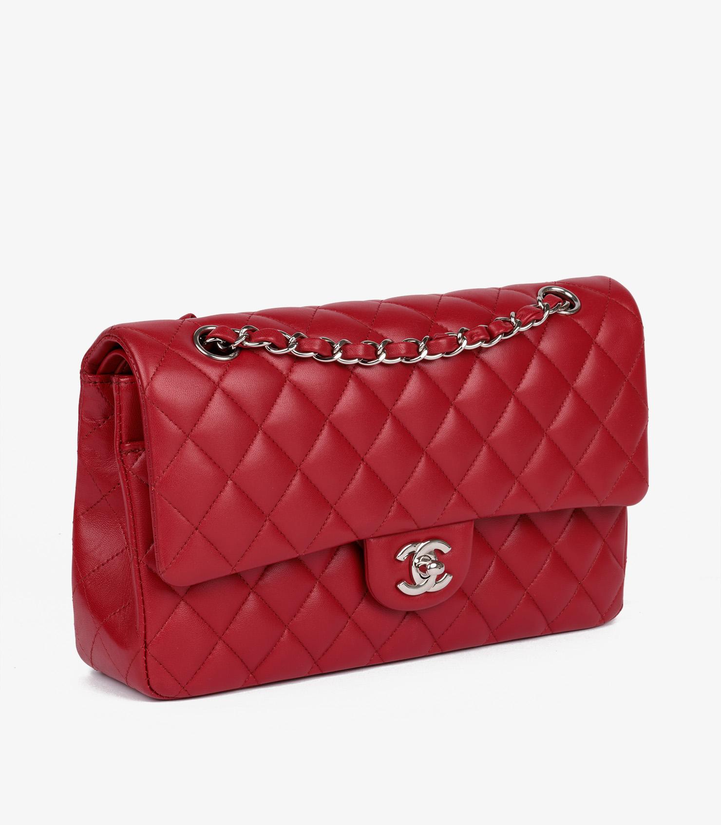 Chanel Red Quilted Lambskin Medium Classic Double Flap Bag In Excellent Condition For Sale In Bishop's Stortford, Hertfordshire