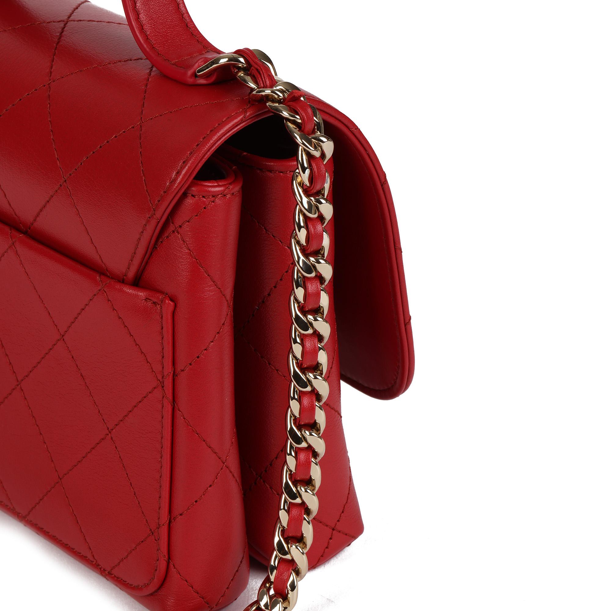 CHANEL Rote Mini Classic Top Handle Flap Bag aus gestepptem Lammfell im Angebot 3