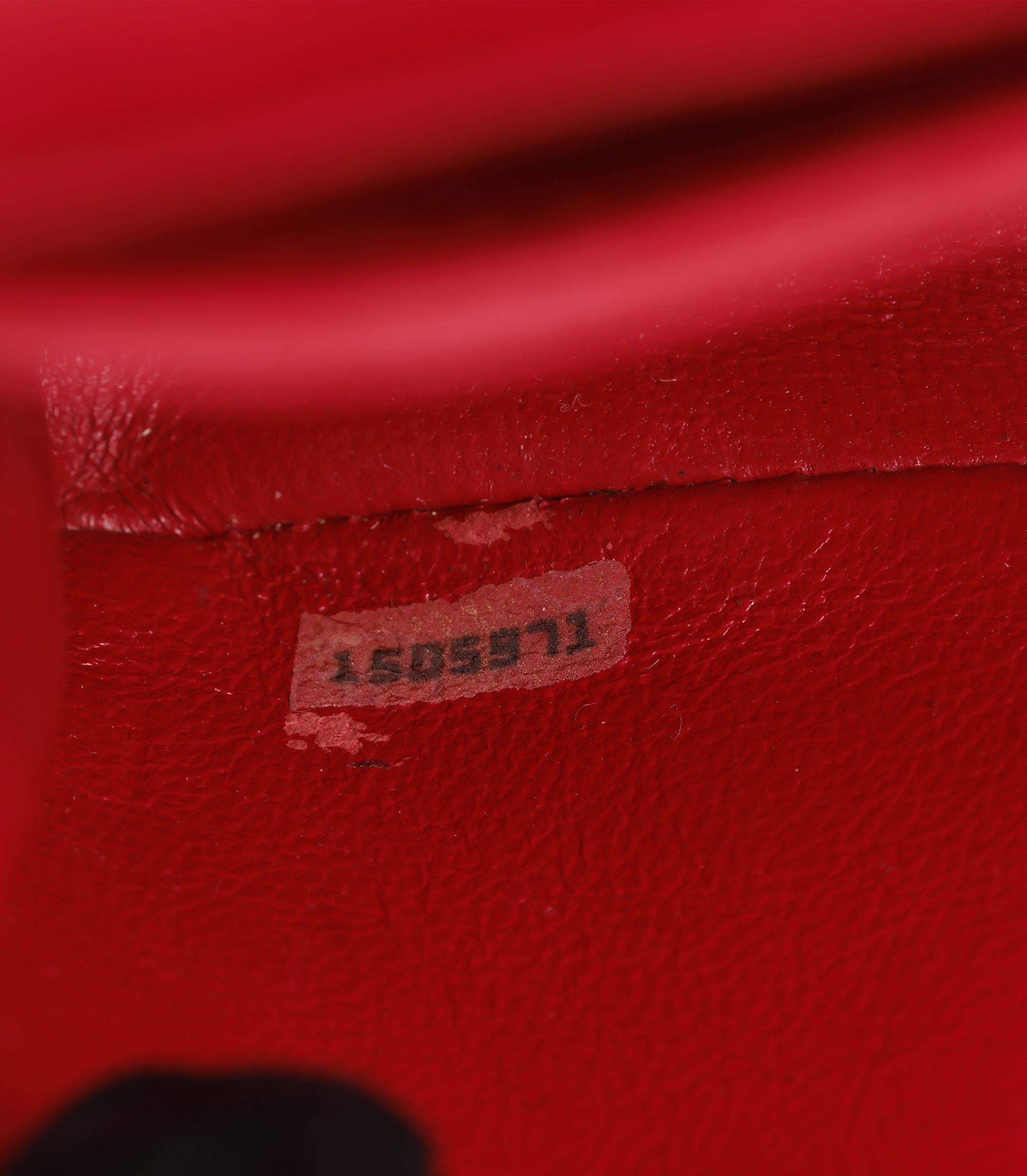 Chanel Rote gesteppte Vintage Medium Classic Single Flap Tasche mit Beutel aus Lammfell im Angebot 5