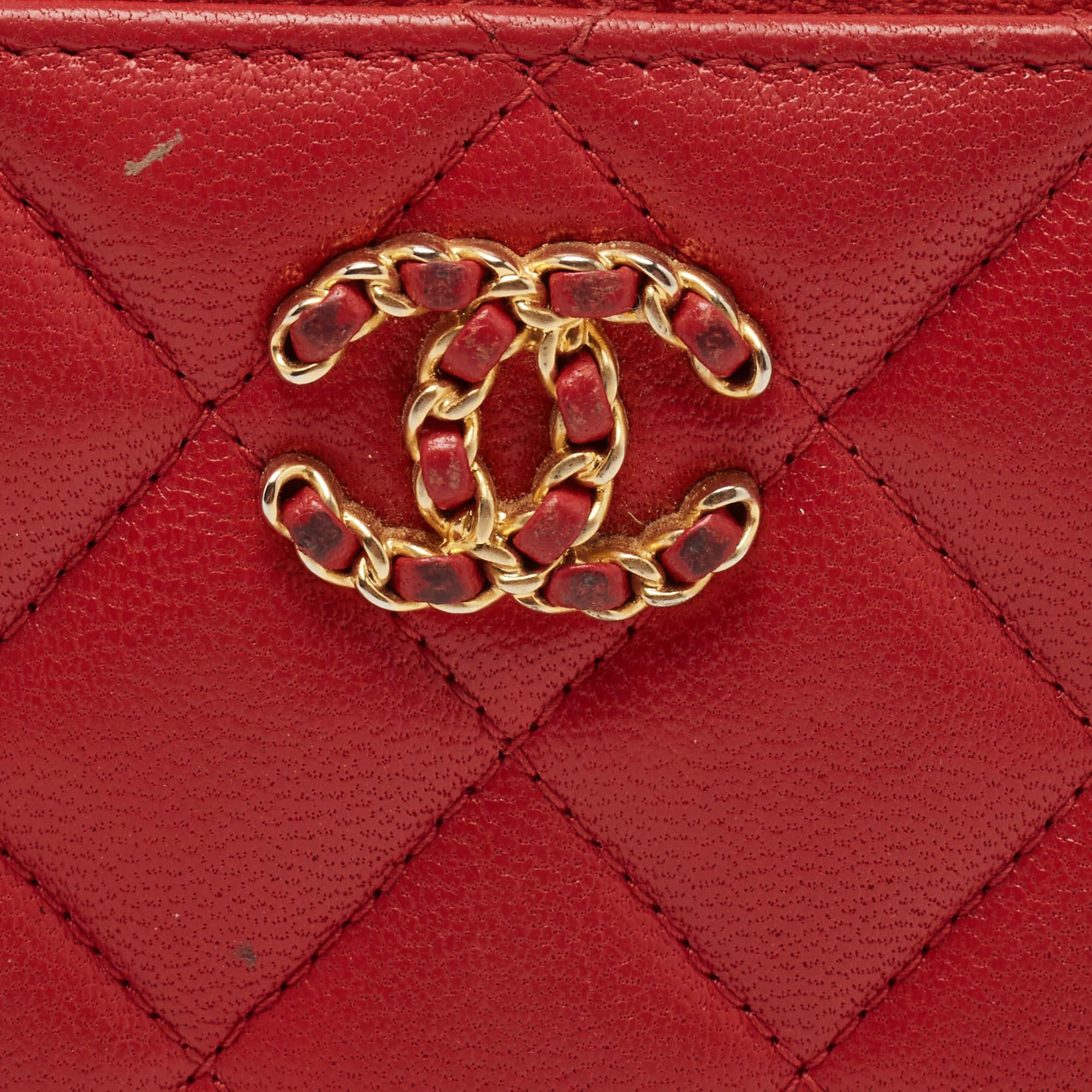Chanel Red Quilted Leather 19 Zipped Wallet 1