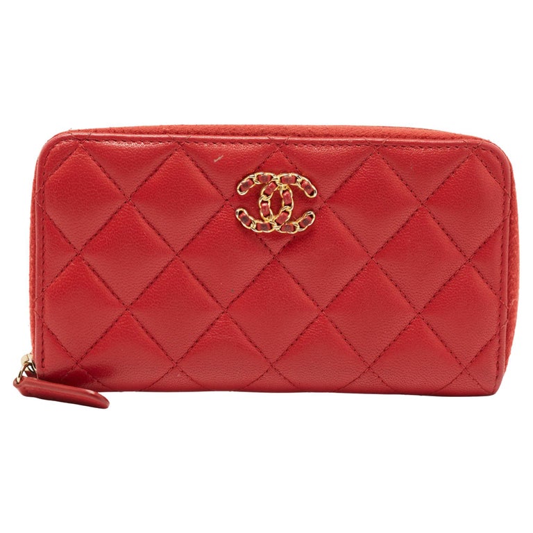 Chanel Red Quilted Leather 19 Zipped Wallet at 1stDibs