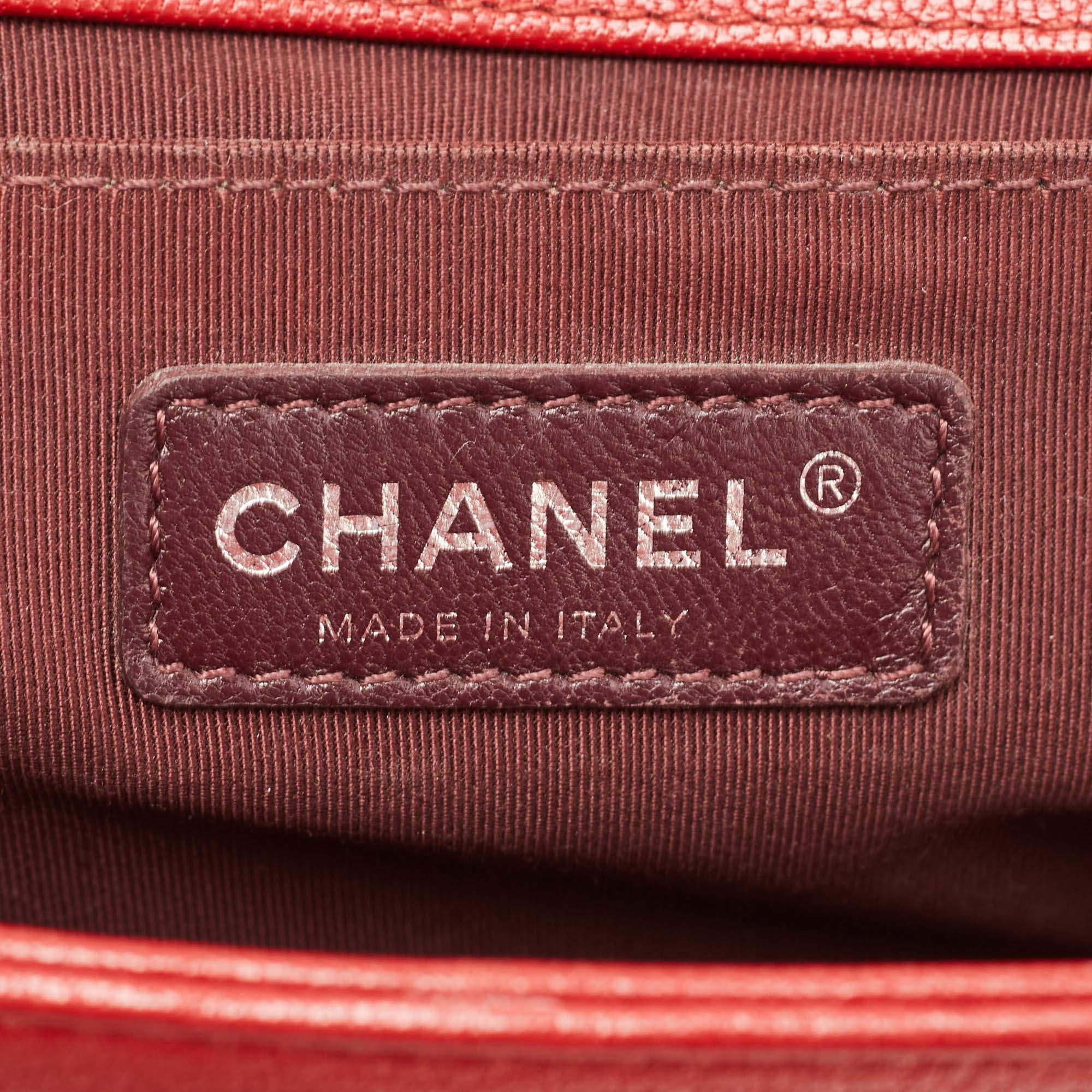 Chanel Red Quilted Leather and Patent Medium Boy Flap Bag For Sale 7