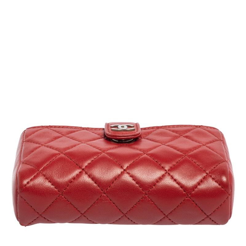 Chanel Red Quilted Leather CC Phone Pouch 2