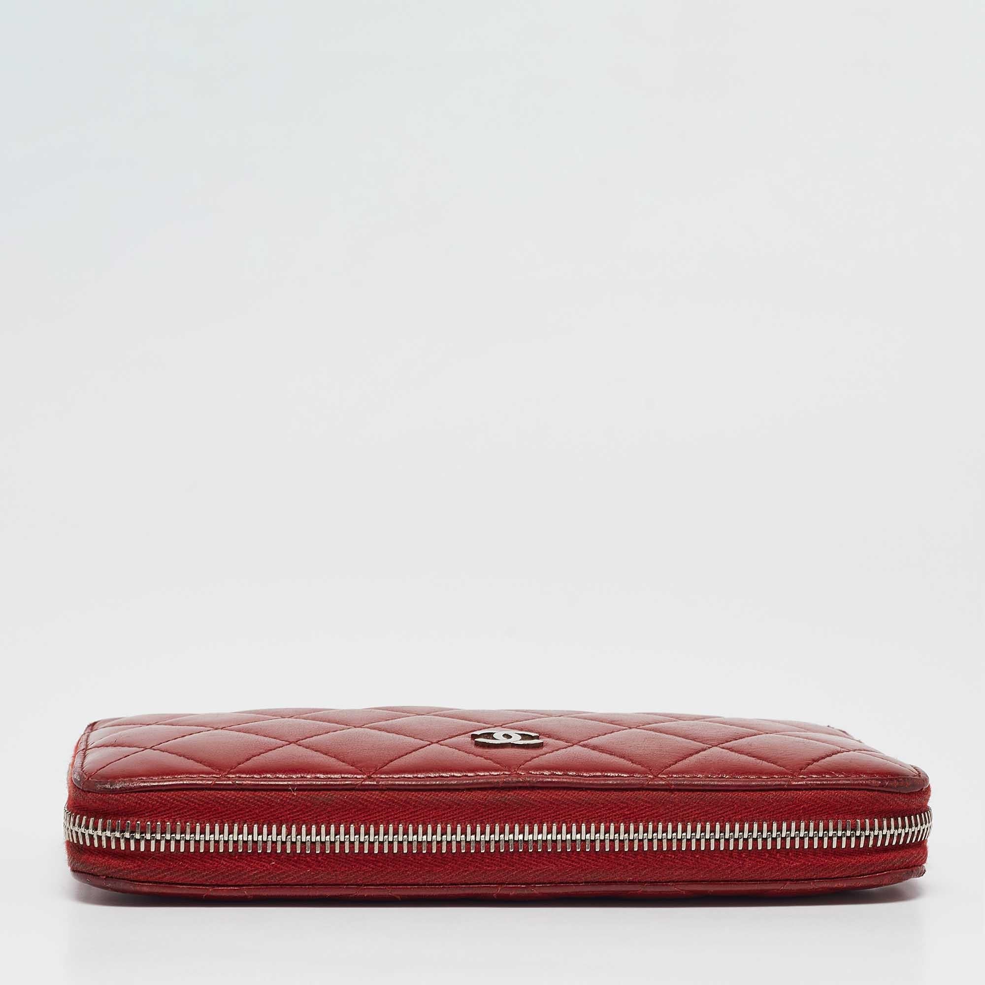 Chanel Red Quilted Leather CC Zip Continental Wallet 3