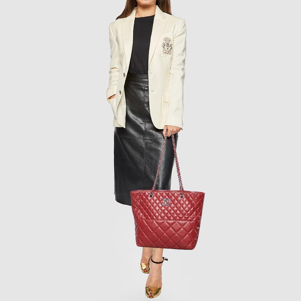chanel red tote bag