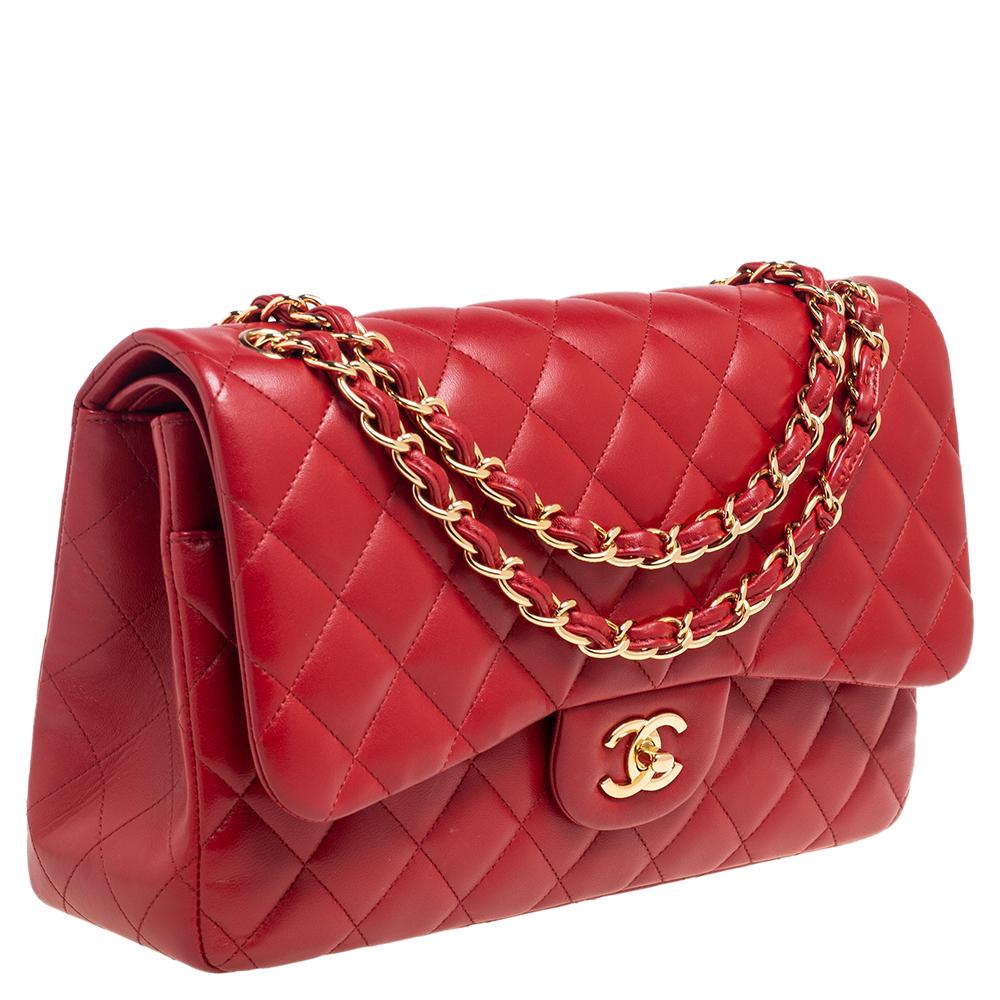 Chanel Red Quilted Leather Jumbo Classic Double Flap Bag In Good Condition In Dubai, Al Qouz 2