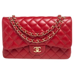 Chanel - Sac à double rabat classique Jumbo en cuir matelassé rouge