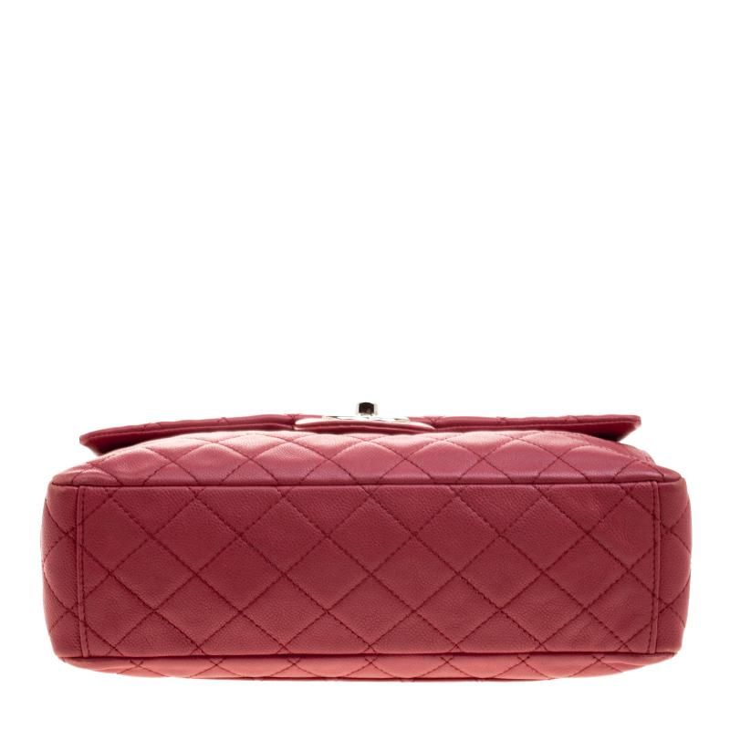 Chanel Red Quilted Leather Maxi Jumbo XL Classic Flap Bag In Good Condition In Dubai, Al Qouz 2