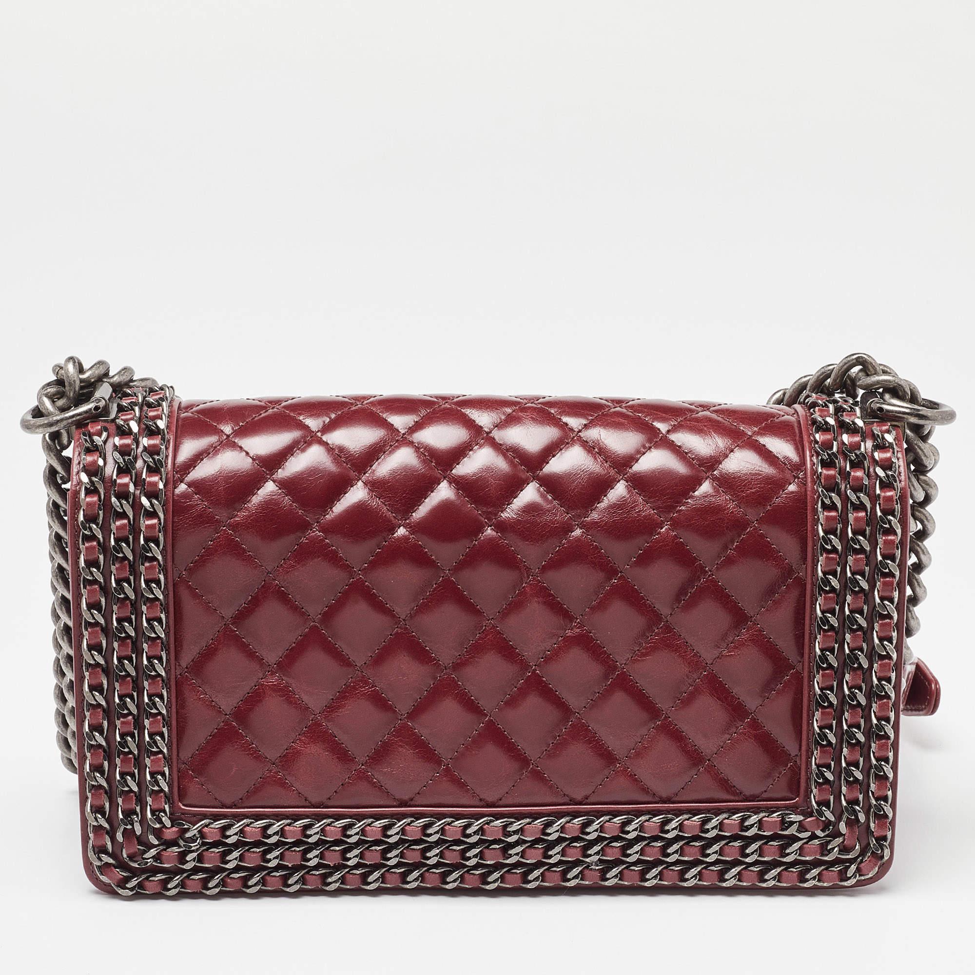 Chanel Red Quilted Leather Medium Interlaced Chained Boy Flap Bag For Sale 3
